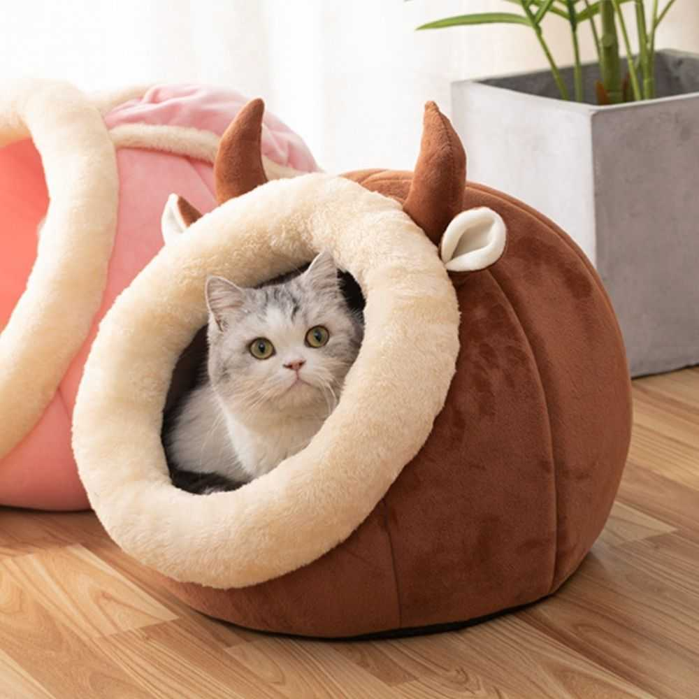Cozy Cat Nest – Warm Enclosed Bed for Indoor Cats